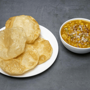 Luchi Aloor Dum/Ghugni